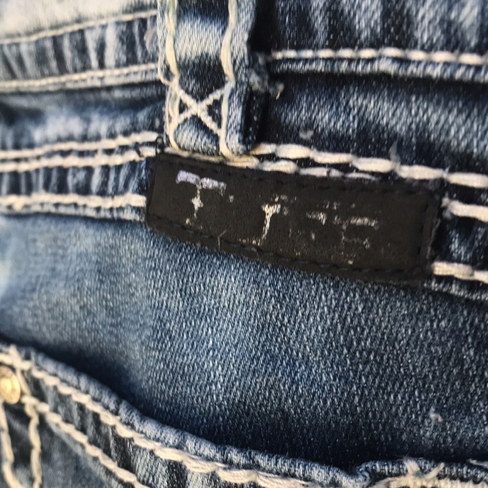Cowgirl Tuff Co. OMG Acid Wash Bootcut Jeans - Picture 9 of 13